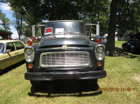 Front Of 1960 International B150 International Truck Trucks