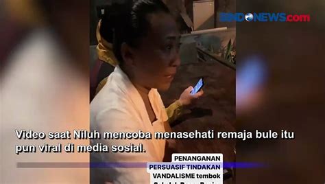 Viral Bule Abg Coret Tembok Sd Di Bali Ditegur Niluh Djelantik