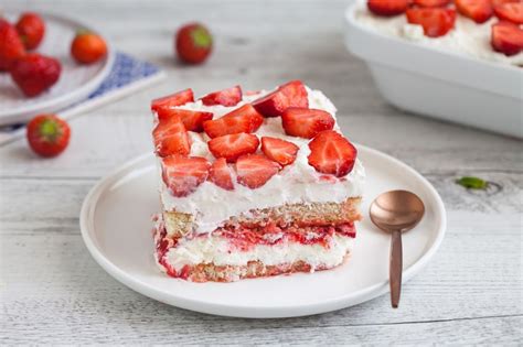 Ricetta Tiramisù alle fragole senza uova Cucchiaio d Argento