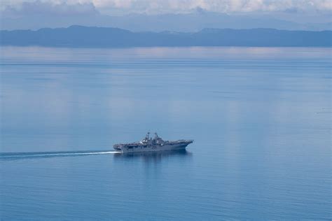 Dvids Images Uss Boxer Transits San Bernardino Straits Image 1 Of 7