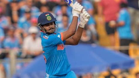 Ind Vs Sl Shreyas Iyer Becomes 3rd Fastest India Batter To Score 2000