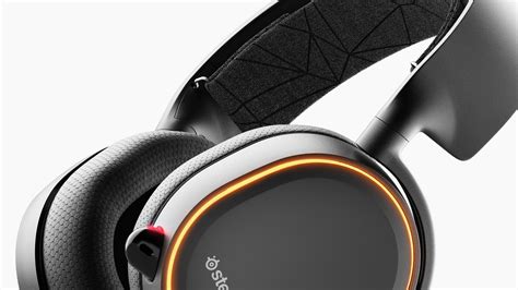 Arctis 5 RGB Gaming Headset Crystal Clear Mic SteelSeries