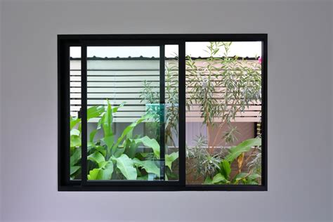 A Quick Guide: The Most Suitable Window Glass Designs