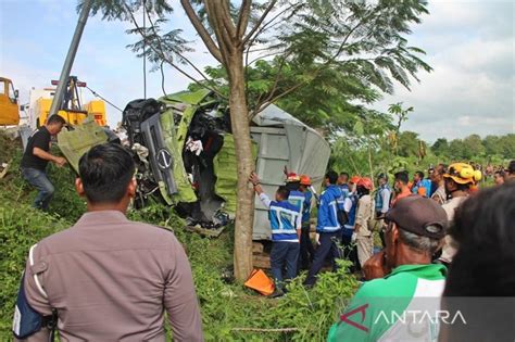 Kecelakaan Beruntun Di Tol Boyolali Korban Meninggal Dunia 8 Orang