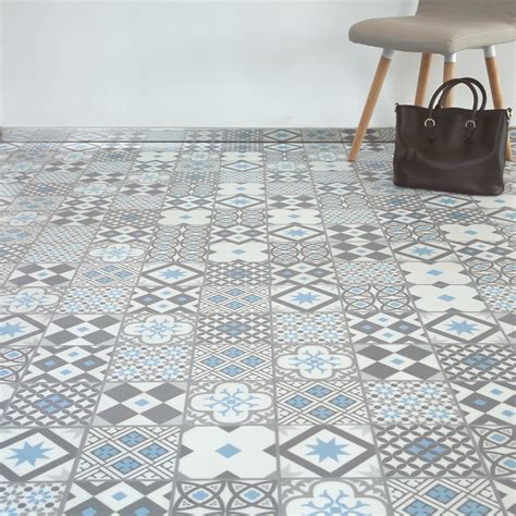 Des Carreaux De Ciment Gris Et Bleu Pour Le Charme Leroy Merlin