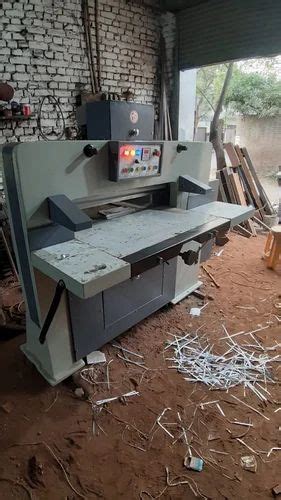 Paper Cutting Machine - Semi Automatic Paper Cutting Machine Manufacturer from New Delhi