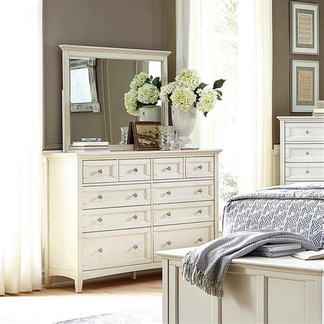 20 Elegant Bedroom Vanity With Drawers