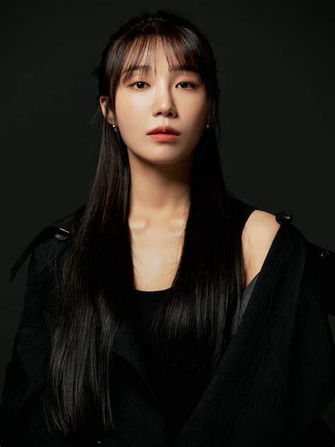 Apink S Jung Eun Ji Stuns In New Profile Photos Soompi