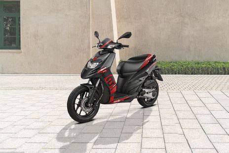 Aprilia SR 150 Price Specs Mileage Reviews Images