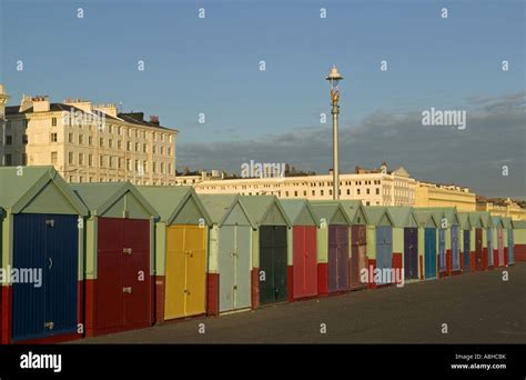 Beach Huts on Brighton Seafront Stock Photo - Alamy