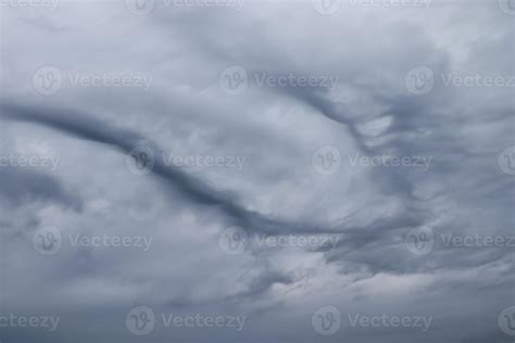 Stunning Asperatus Cloud Formations In The Sky 10266081 Stock Photo At