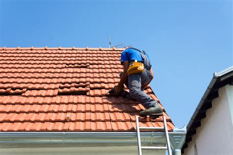 Leaking Roof How To Repair A Leaking Roof