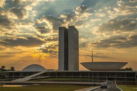 Os 9 governos mais curtos da história do Brasil Congress building