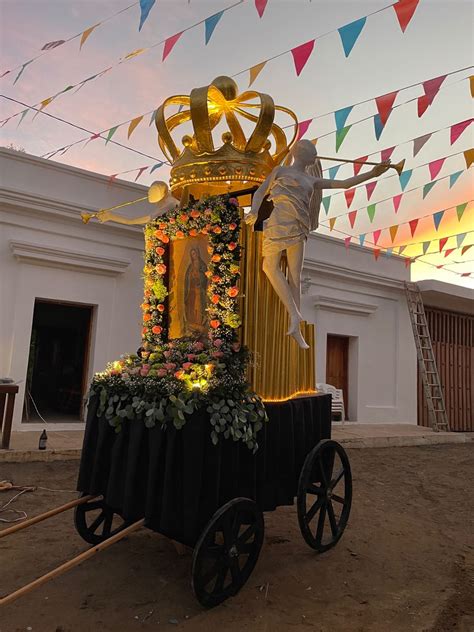 Carroza Decoraciones Del Altar De La Iglesia Decoraciones De Altar