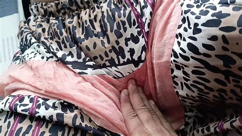 Mallu House Wife Pussy Show With Her College Friend While Her Husband Not In Home Mallu Cheating