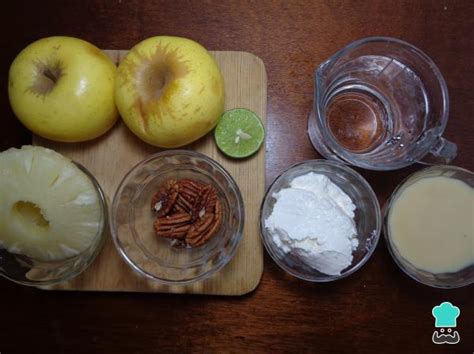 Ensalada de manzana con piña y nuez Fácil