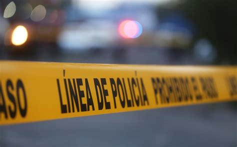 Agreden A Hombre Con Un Machete En La Colonia Arenales Tapat Os De