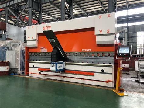 Yawei AHYW 4 eixos CNC Press Brakes 3m100Ton Fornecedores Fábricas e