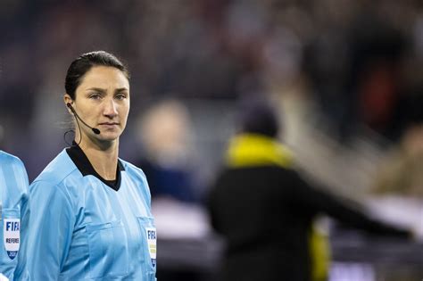 Who Is England Vs Senegal Assistant Referee Kathryn Nesbitt