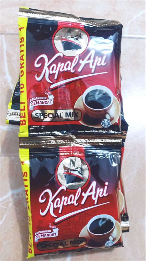 Kopi Kapal Api Kemasan Renceng Kapal Api Kopi 3 In 1 Kopi Hitam