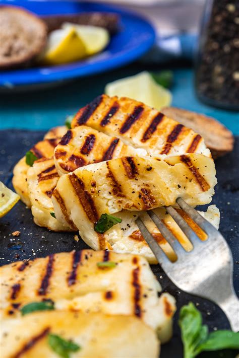 How To Cook Halloumi (+ Recipe Ideas) - Scrummy Lane