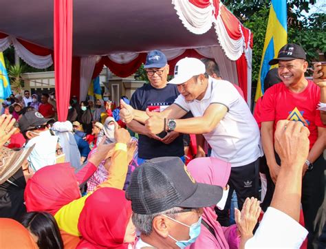 Ribuan Masyarakat Lamongan Semarakkan Jalan Sehat Muktamar Ke 48