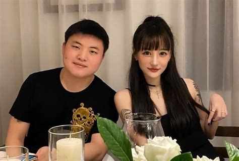 Mini狗到来！uzi未婚妻婷婷公布怀孕喜讯凤凰网