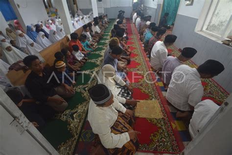 Shalat Idul Adha Naqsabandiyah Antara Foto