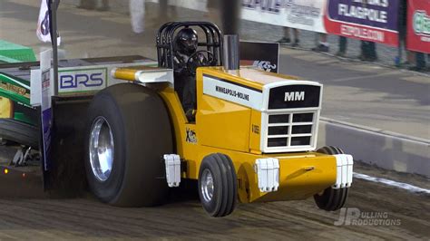 Tractor Pulling Pro Stock Tractors Pulling At Summit Motorsports