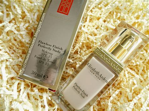 Elizabeth Arden Flawless Finish Perfectly Nude Makeup Foundation Review