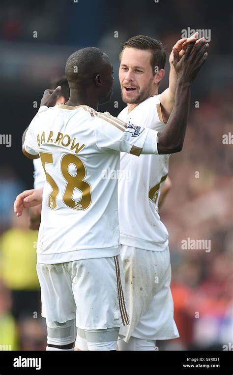 Swansea City S Gylfi Sigurdsson Right Celebrates Scoring His Sides