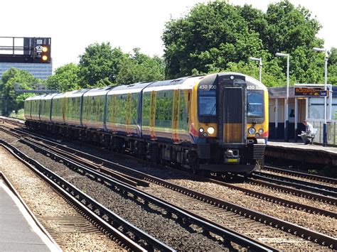 Swt Berrylands South West Trains Class Flickr