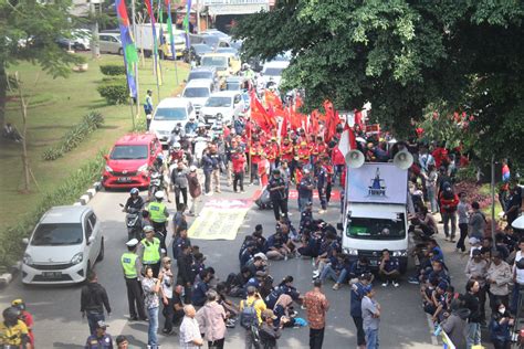 Sidang Lanjutan Kasus Dugaan Pencemaran Nama Baik Haris Dan Fatia