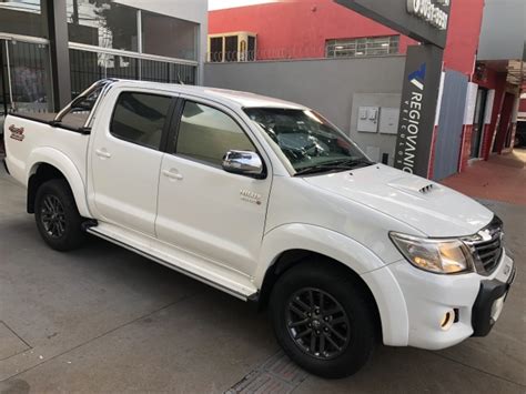 Toyota Hilux Cabine Dupla Hilux 3 0 TDI 4X4 CD SRV Auto 13 14