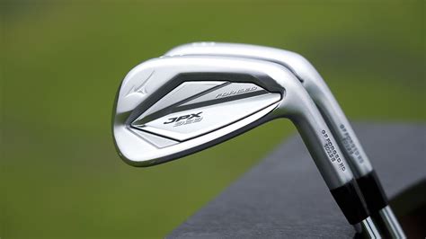 Mizuno JPX 923 Forged Tour Irons Review With Chris Voshall