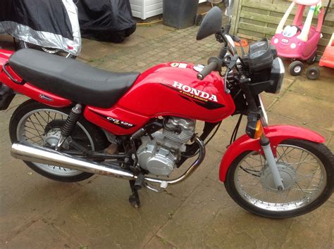 2001 HONDA CG125 RED