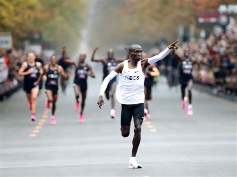 Tyler Rodriquez Headline: Marathon World Record Mile Pace