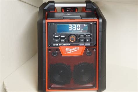 Milwaukee M18 Bluetooth Radio Review Model 2792 20 Tools In Action