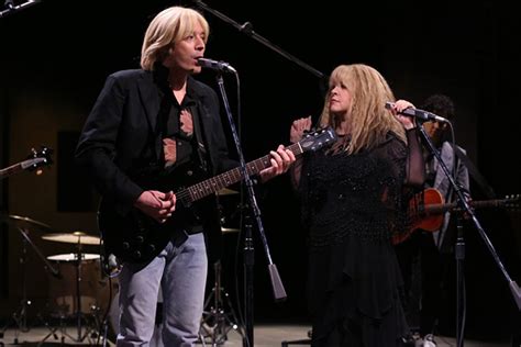 Stevie Nicks Joins 'Tom Petty' to Perform 'Stop Draggin' My Heart ...