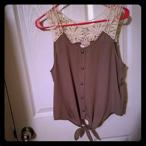 Tops Sleveless Brown And White Shirt Poshmark