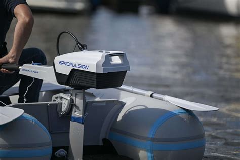 Dinghy Motor Buyer’s Guide: Best Outboards for Inflatable, Rubber ...