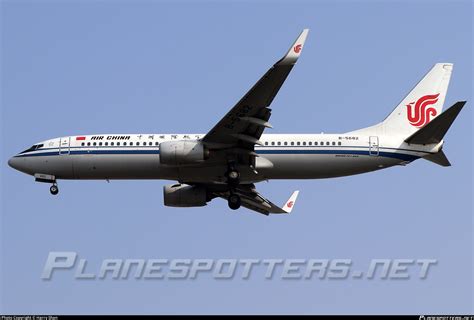 B 5682 Air China Boeing 737 89L WL Photo By Harry Shan ID 935279