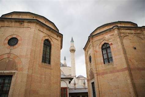 Museo De Mevlana Konya Turkiye Foto Premium