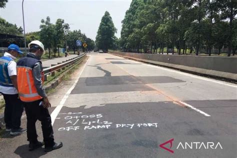 Hati Hati Jasa Marga Lakukan Perbaikan Jalan Tol Jakarta Cikampek Cek