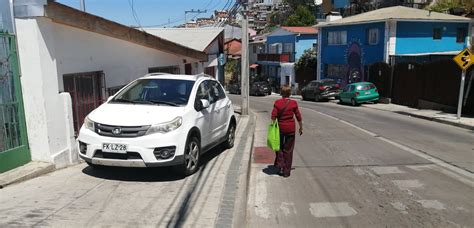 Hoyos Peatonales On Twitter Rt Edgardolazo Por La Vereda Que Sea