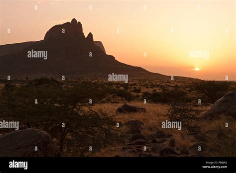 Hombori mountain mali hi-res stock photography and images - Alamy