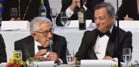 Negli Stati Uniti Draghi E Ancora Super Mario Kissinger Il Ritiro Di