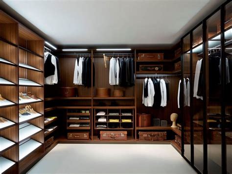 15 Statement Masculine Walk In Closet Designs Interior Idea