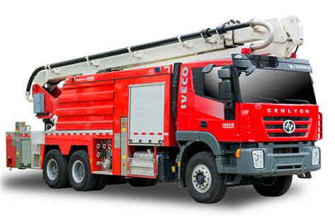 32m SAIC IVECO Foam Tower Aerial Fire Truck With 6000L Water Foam