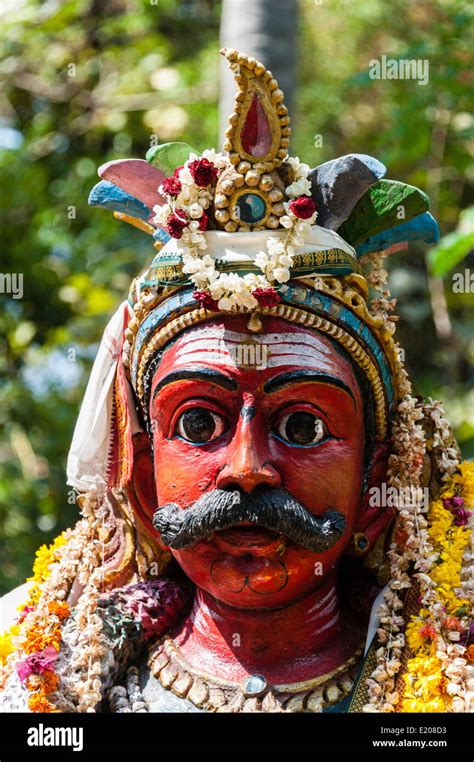 Statue Of The God Madurai Veeran Mandavi Tamil Nadu India Stock